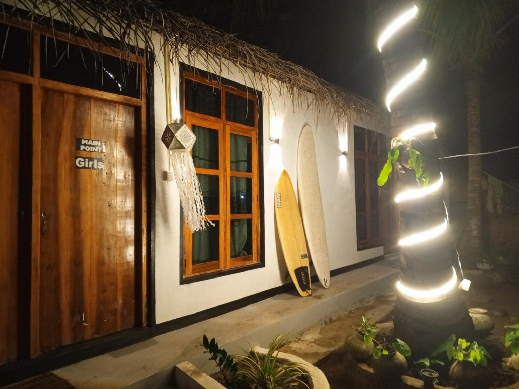 Surfing Lion Hostel Аругам-Бей Екстер'єр фото